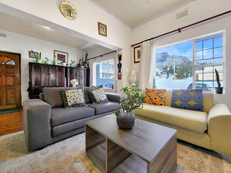 2 Bedroom Property for Sale in Zonnebloem Western Cape